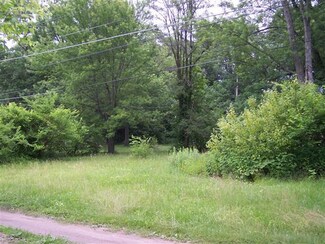 7392 W Upper Bensart Dr, Claypool, IN 46510
