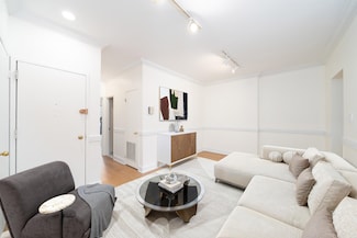 104 6th St Unit 2, Hoboken, NJ 07030