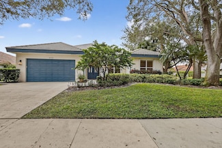 6333 Winding Lake Dr, Jupiter, FL 33458