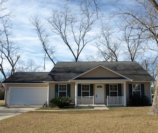 146 Meadow Ln, Ashburn, GA 31714
