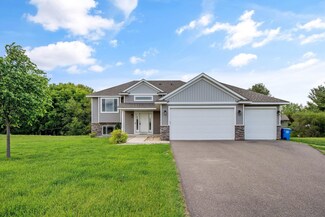 708 Edgewood St SW, Isanti, MN 55040