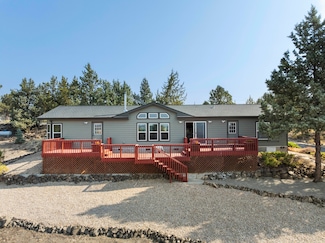 14040 SW Cinder Cone Loop, Terrebonne, OR 97760