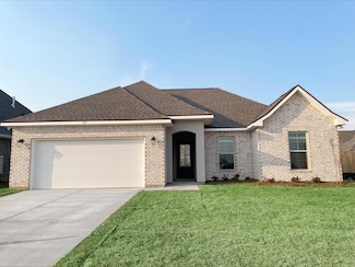 115 Bon Amie Dr, Freeport, FL 32439