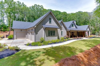 1889 Jefferson River Rd, Jefferson, GA 30549