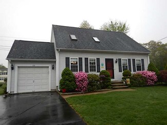 179 Lonsdale Farm Rd, Cumberland, RI 02864