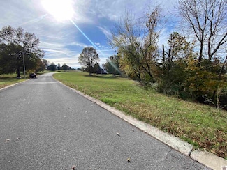 Lot 33 Woodtrace Subdivision, Benton, KY 42025