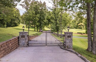 3707 Ten Broeck, Louisville, KY 40241