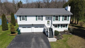 254 Pendergast Rd, Phoenix, NY 13135