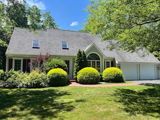 81 Acadia Dr, Marstons Mills, MA 02648