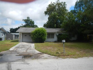39035 Citadel Cir, Zephyrhills, FL 33542