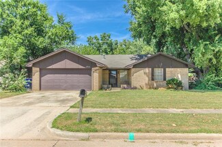 1711 Lancaster Cir, Norman, OK 73069