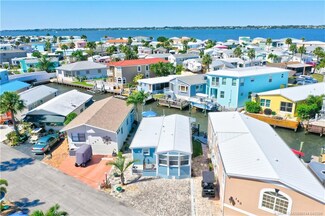 142 Nettles Blvd, Jensen Beach, FL 34957