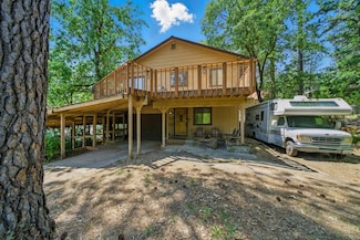 20804 Oak St, Lakehead, CA 96051