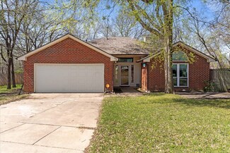 1316 Mcanear Ct, Cleburne, TX 76033