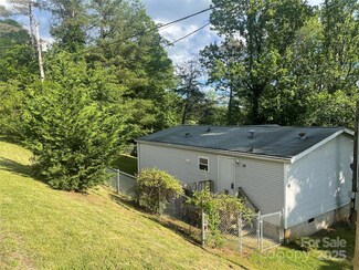 19 Harkins Ln, Marshall, NC 28753