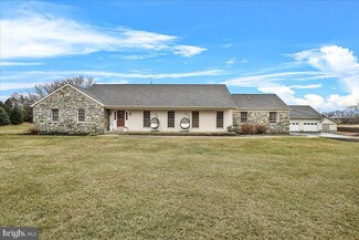 8433 Fingerboard Rd, Frederick, MD 21704