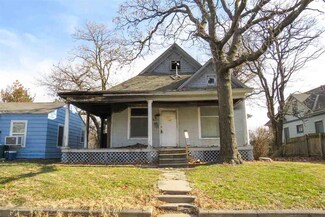 1306 S Market St, Wichita, KS 67211