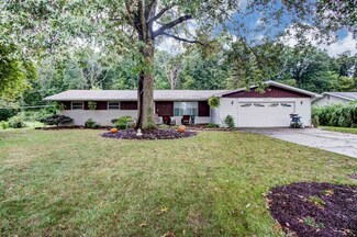 5033 Forest Grove Dr, Fort Wayne, IN 46835