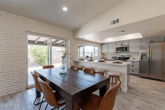 2239 S Date Cir, Mesa, AZ 85210