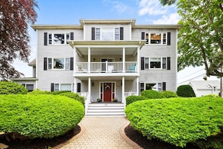 162 Willow Rd Unit 11, Nahant, MA 01908