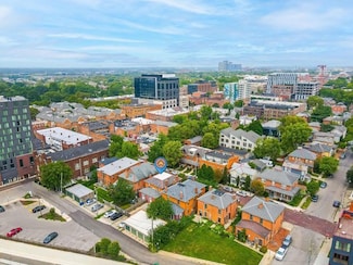 63 E Russell St, Columbus, OH 43215