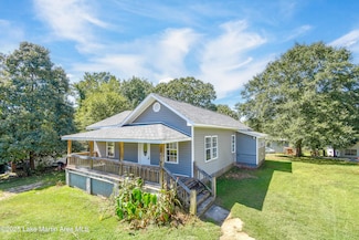 422 E Church St, Alexander City, AL 35010