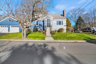 598 Valentine St, Fall River, MA 02720