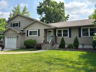 217 Delcy Dr, Dekalb, IL 60115