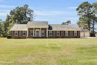 892 Chair Rd, New Bern, NC 28560