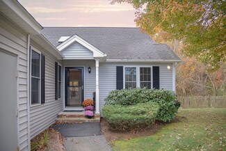 42 Country Squire Rd Unit 42, Uxbridge, MA 01569