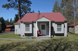 138118 Hillcrest St, Gilchrist, OR 97737