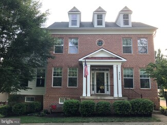 8820 Song Sparrow Dr, Gainesville, VA 20155