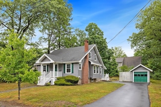 71 Winthrop Ave, Reading, MA 01867