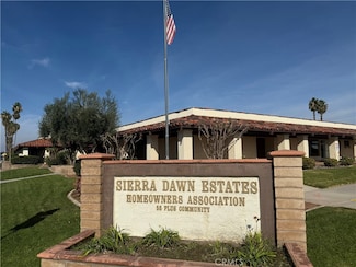 380 Santa Lucia Dr, Hemet, CA 92543