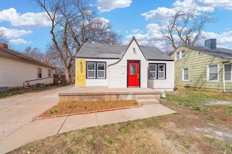 633 N Dellrose Ave, Wichita, KS 67208