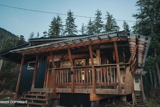 725D Mitkof Hwy, Petersburg, AK 99833