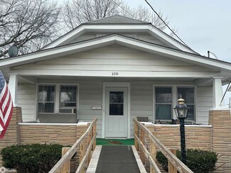 2111 Summer St, Burlington, IA 52601