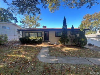 1213 Haley Ave, Saint Louis, MO 63121