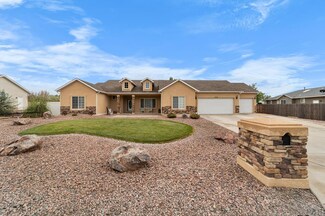 222 S Circle Dr, Pueblo, CO 81007