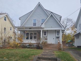 1327 Herberich Ave, Akron, OH 44301