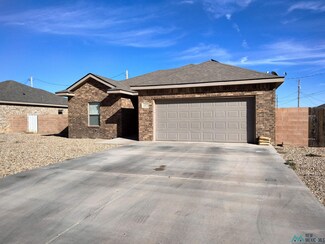 1205 Dale St, Clovis, NM 88101