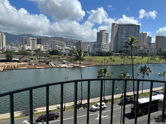 1909 Ala Wai Blvd Unit 604, Honolulu, HI 96815