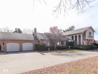 955 Padre Ln, Greenwood, IN 46143