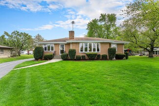 2137 Glenwood Lansing Rd, Lynwood, IL 60411