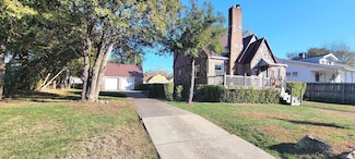 726 S Falcon St, South Bend, IN 46619