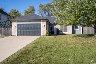 214 Hillside Dr, Baldwin City, KS 66006