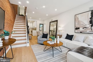 828 N Bucknell St, Philadelphia, PA 19130