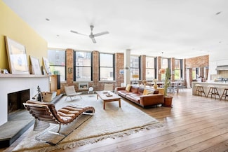 525 W 22nd St Unit 3, New York, NY 10011