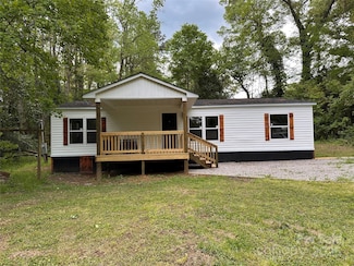 1016 Old Thompson Ave, Lancaster, SC 29720