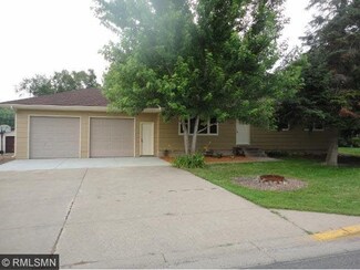 8400 8400 Walnut St, Rockford, MN 55373